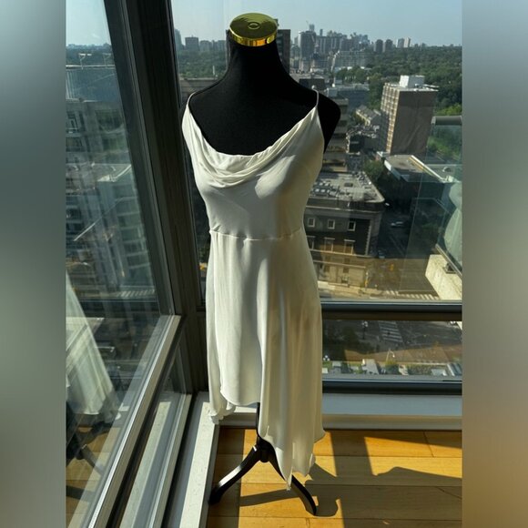 🆕 ALICE + OLIVIA 🧿 NWT Alita Spaghetti Strap Drape Asymmetrical Dress, Sz6 - Picture 3 of 16